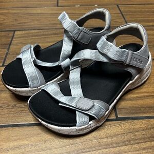 Taos Super Z Sandals Womens Size 10 Gray Sport Comfort